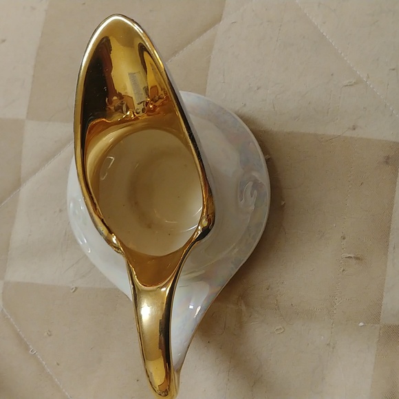 1940's 22k gold trimmed tea set. - Picture 2 of 8